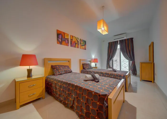 New!!! Luxury Belmonte Heights